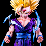Gros plan du visage de Gohan Super Saiyan 2 marqué par le combat